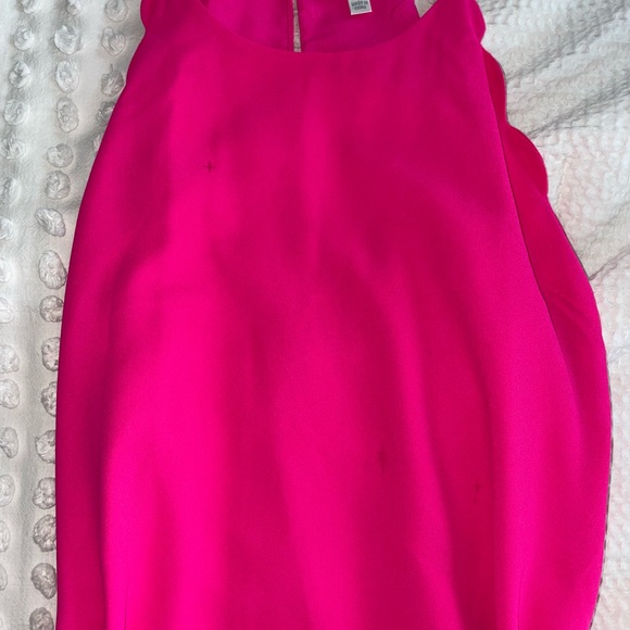 Hot pink dress - Picture 2 of 2